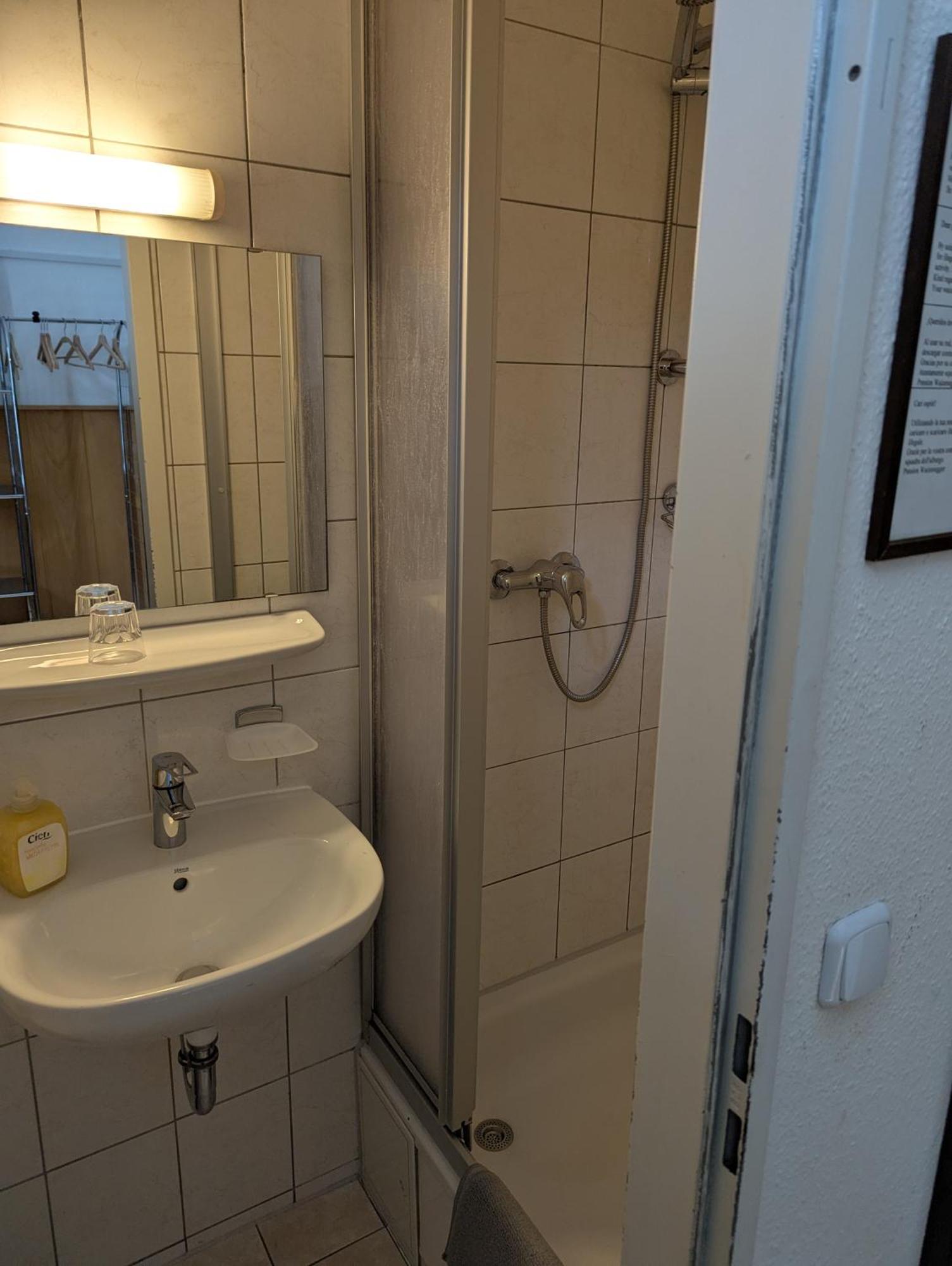 Waizenegger Am Kurfuerstendamm Gæstehus 2*