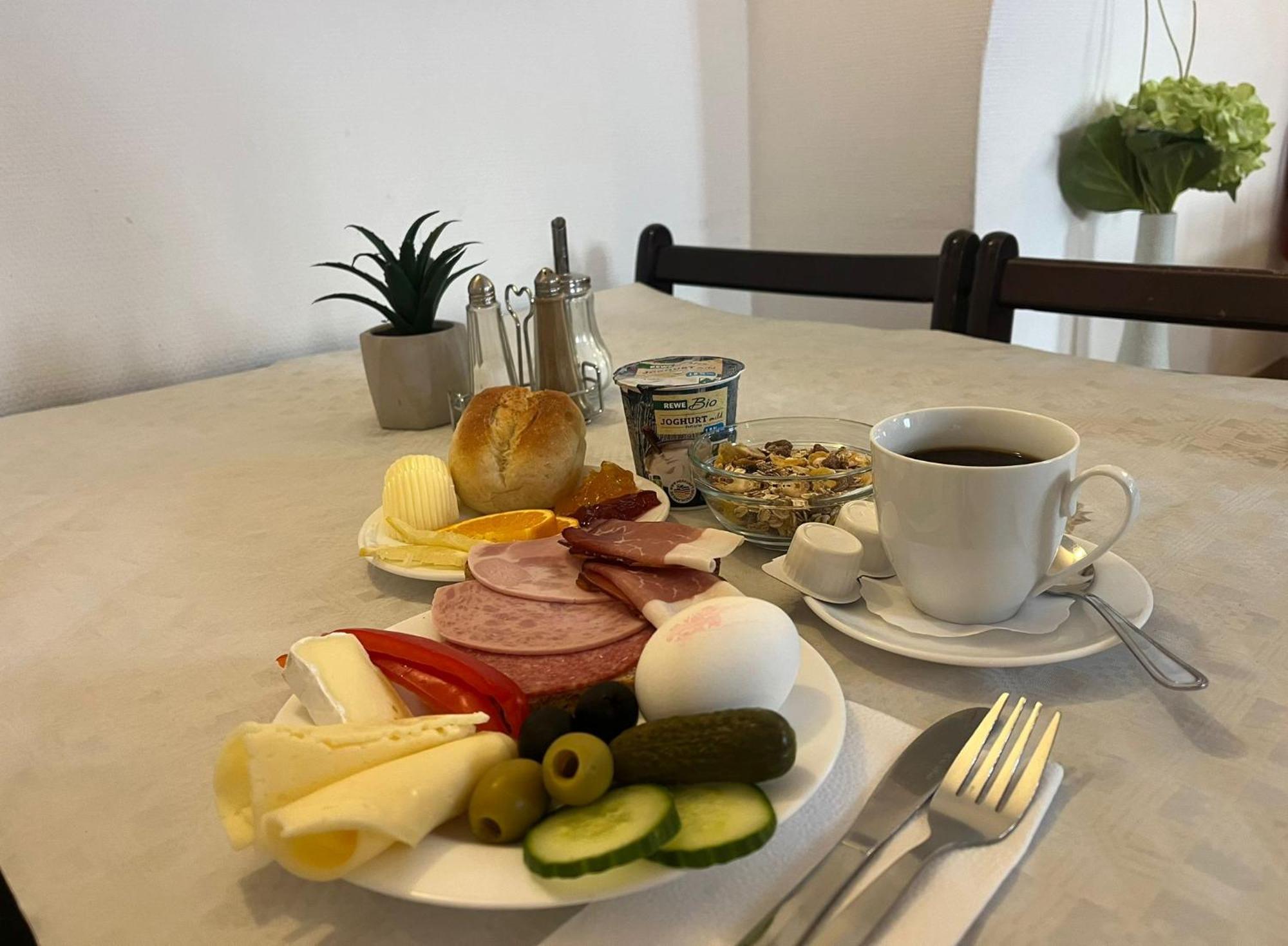 Hotel Amelie 3*
