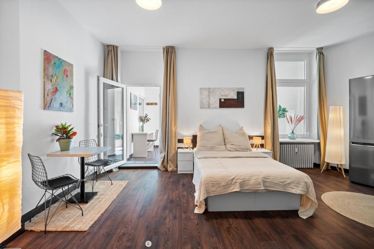 Loftly 5min Zu Fuss Charite - 45m2 - Self Check-in - 300mbit Apartment *
