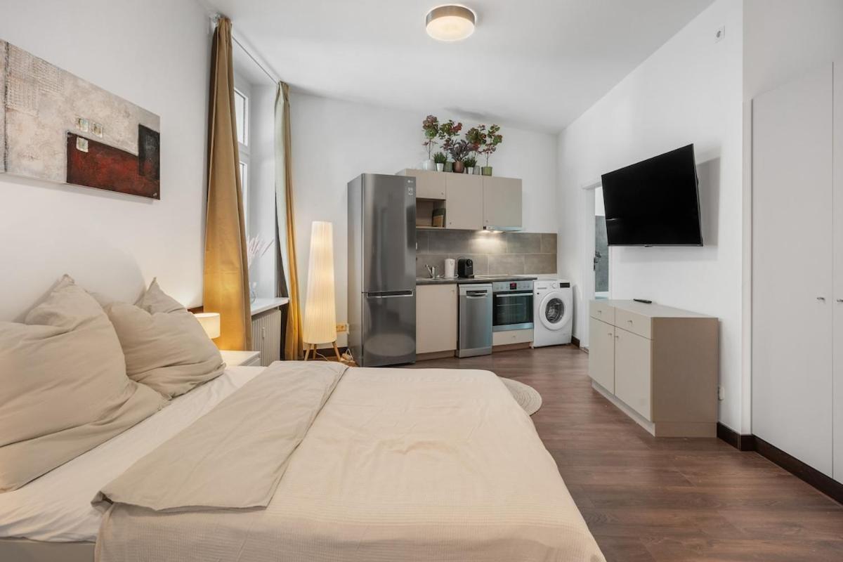 Loftly 5min Zu Fuss Charite - 45m2 - Self Check-in - 300mbit Apartment *