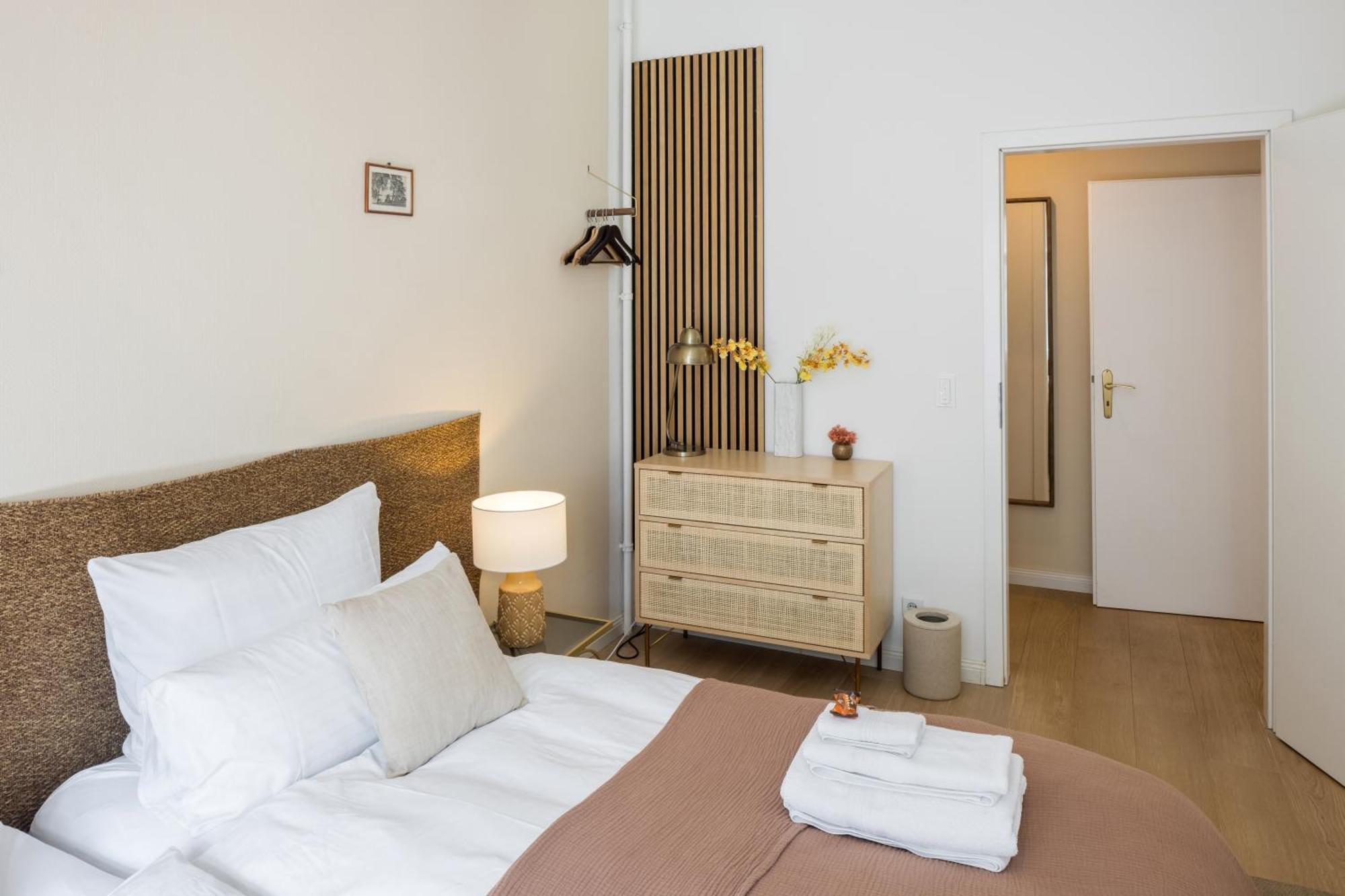 Large And Boutique 5-bedroom Apartment Berlin