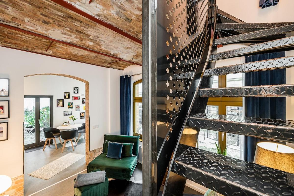 Berlincityhouse - Unique Tiny Garden Townhouse *