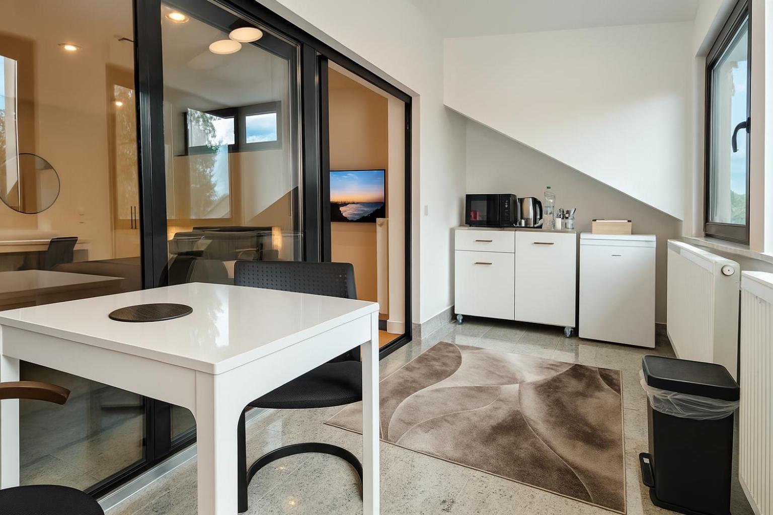 3 Rooms - Zimmervermietung Naehe Flughafen Ber - Gratis Wlan, Parken & Netflix * Berlin