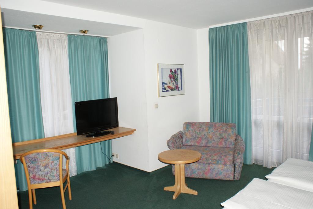 Apart-west Apartment *