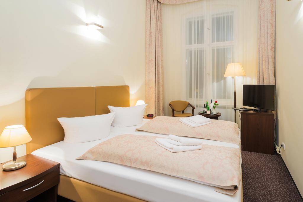 Hotell Upper Kurfürstendamm Berlin