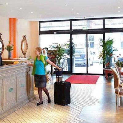Chateau Kurfuerstendamm Hotell 4*