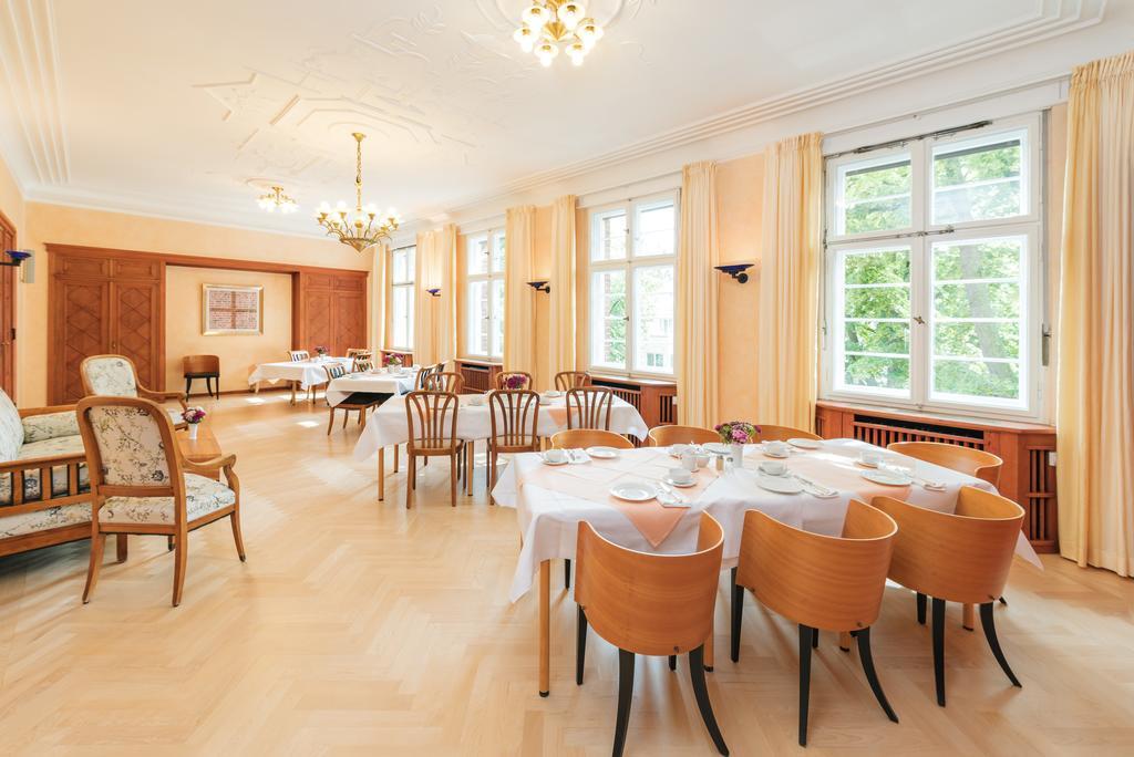 Gäste- Und Tagungshaus Am Glockengarten 3*