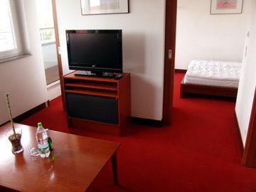 Lägenhetshotell Elegant Apartotel 3*