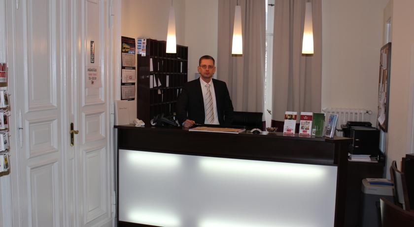 Hotell Upper Kurfürstendamm