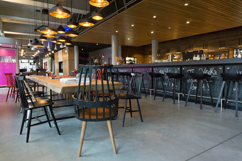 Moxy Ostbahnhof Hotell