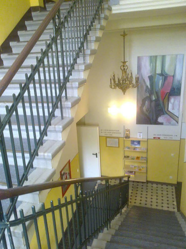 Bongard * Berlin