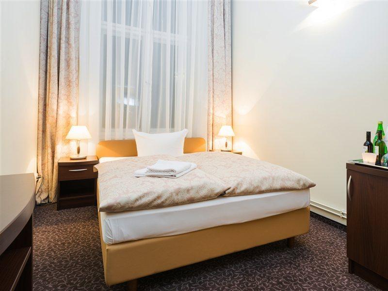 Hotell Upper Kurfürstendamm Berlin