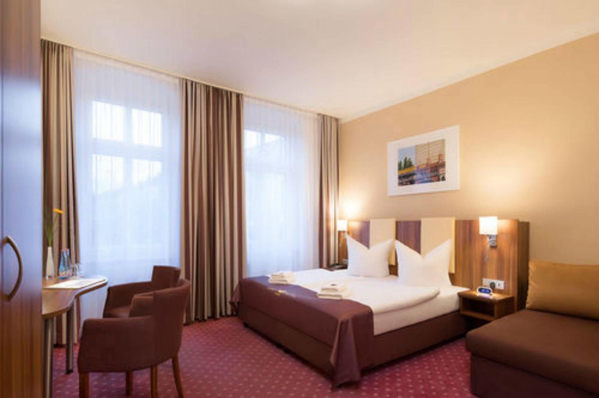 Gold Hotell