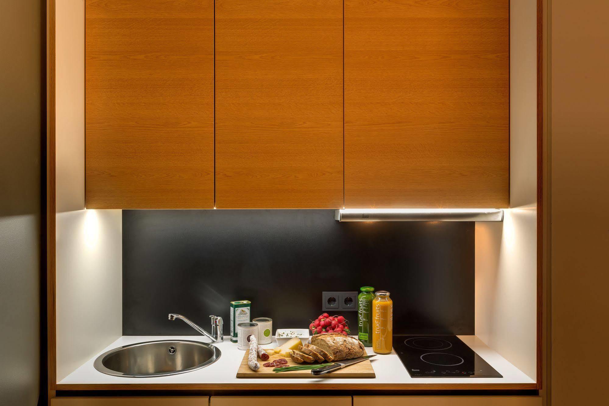 Aparthotel Smartments Business West