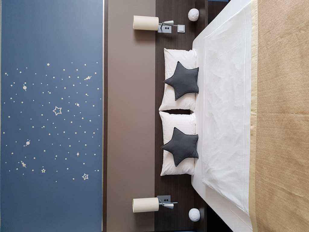 Mercure Airport Tegel Hotel 4*