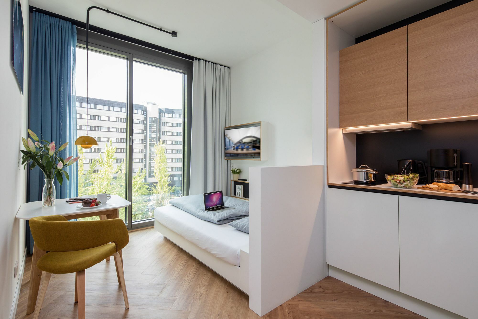 Smartments Business West Aparthotel 3*