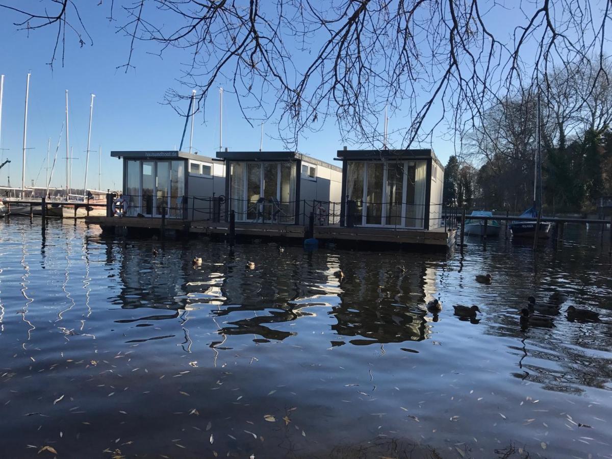 Båthotell Tiny Houseboat Wannsee Berlin