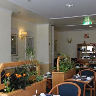 Hotell Birgit Mitte 3*