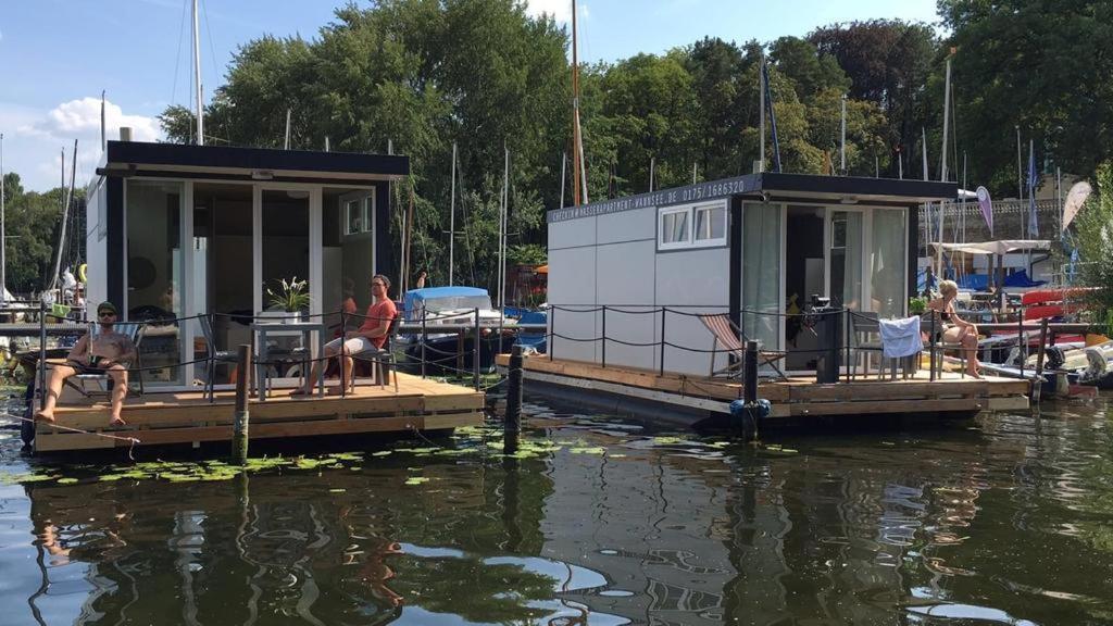 Tiny Houseboat Wannsee Berlin