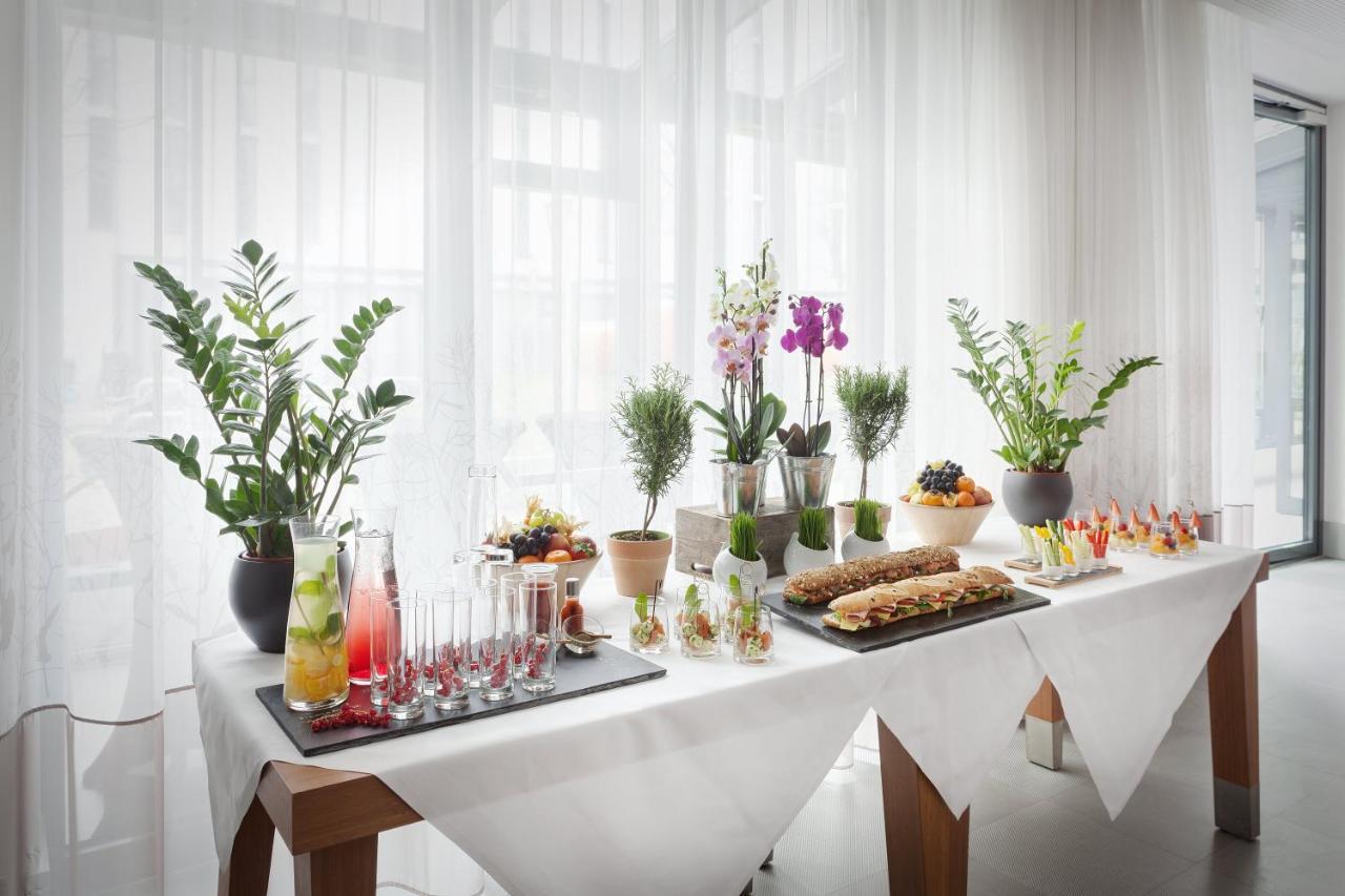 Berlin-alexanderplatz, An Ihg Hotell Berlin