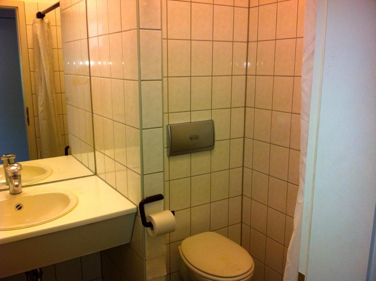 Hotell Gaestehaus Teikyo Am Zeuthener See Berlin
