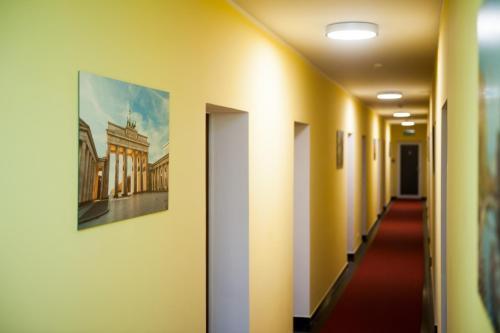 Aparthotel-christie Hotell 3*