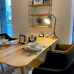 Tesla / Gruenheide Wohnung Hochwertig Moebliert