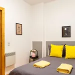 Cozy 2 room apartment next to Hermannstraße