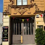 Simple Room Berlin Mitte Artist And Lgbtq Friendly