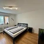 Southside Berlin - Kueche, Parkplatz, Balkon