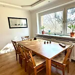 Southside Berlin - Kueche, Parkplatz, Balkon