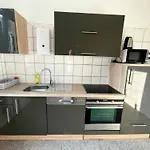 Grosses Apartment 3 Zimmer Bis Zu 9 Personen Zentral Am Kudamm