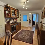Mondaenes Zimmer Naehe Alex In Villenlage