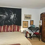 Mondaenes Zimmer Naehe Alex In Villenlage