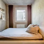 Bright & Modern 4-Bedroom Apartment In The Heart Of Berlin