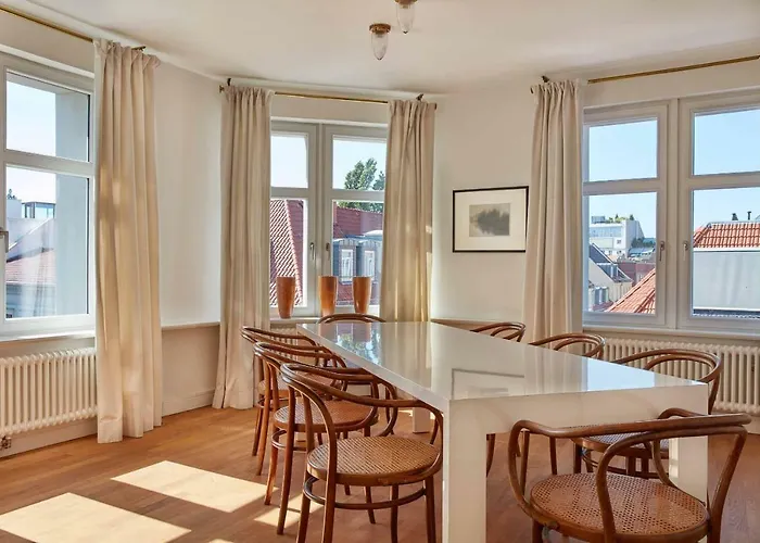 Joachim.8 Maisonette-Apartment mit 2 Schlafzimmern im Herzen von Berlin Mitte