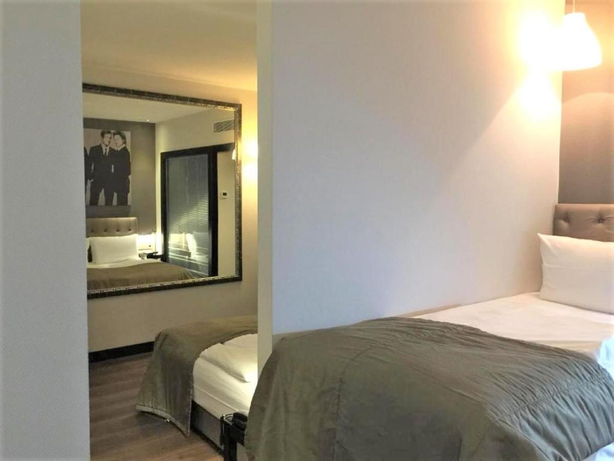 Quentin Am Kurfürstendamm Hotel 4*