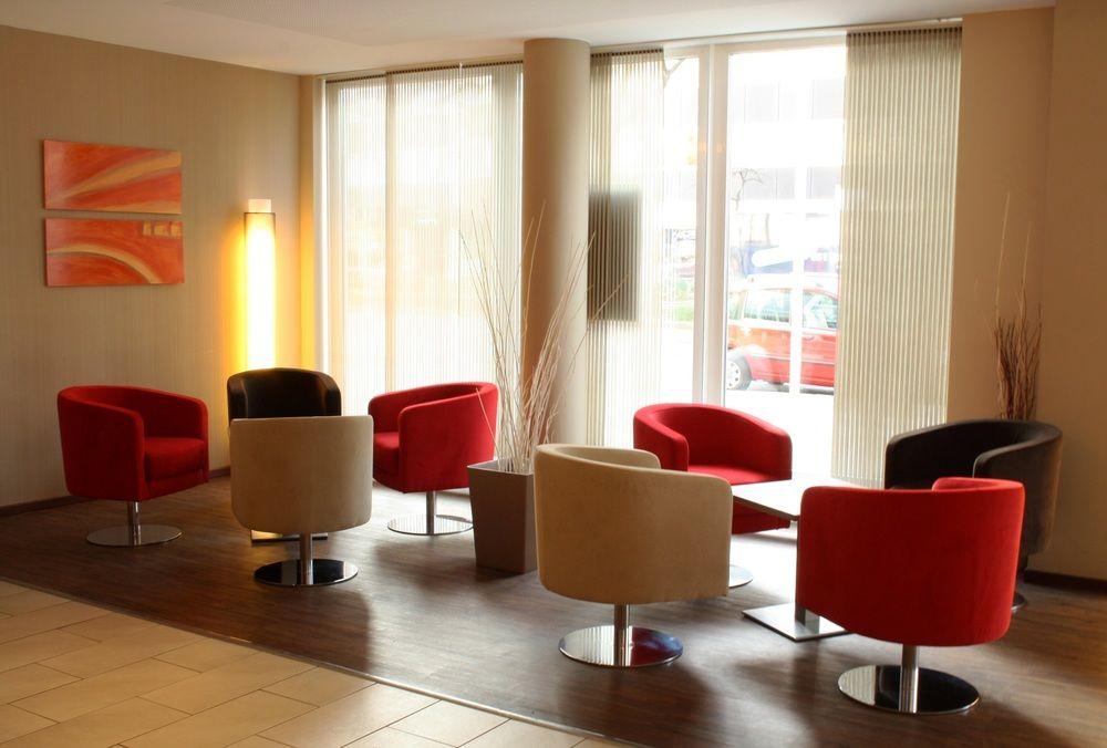 Express Centre West Hotel 3*