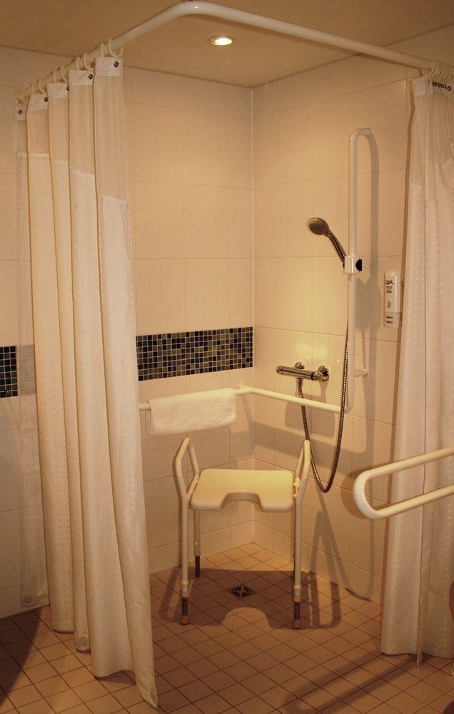 Express Centre West 3*