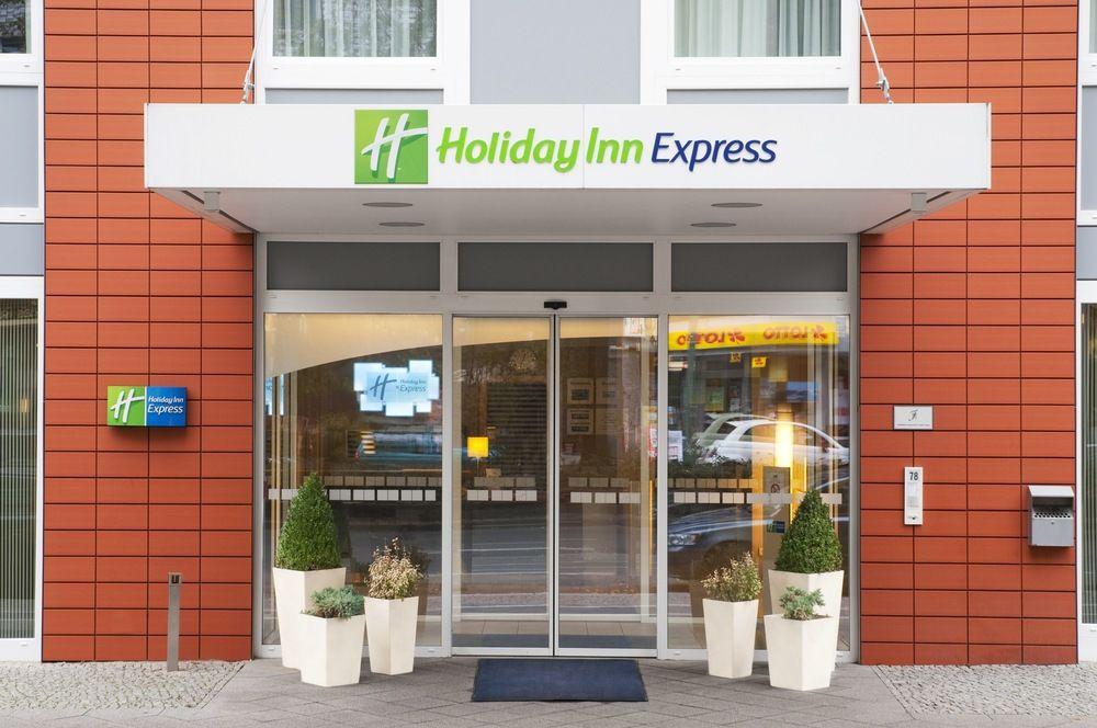 Express Centre West Hotel 3*