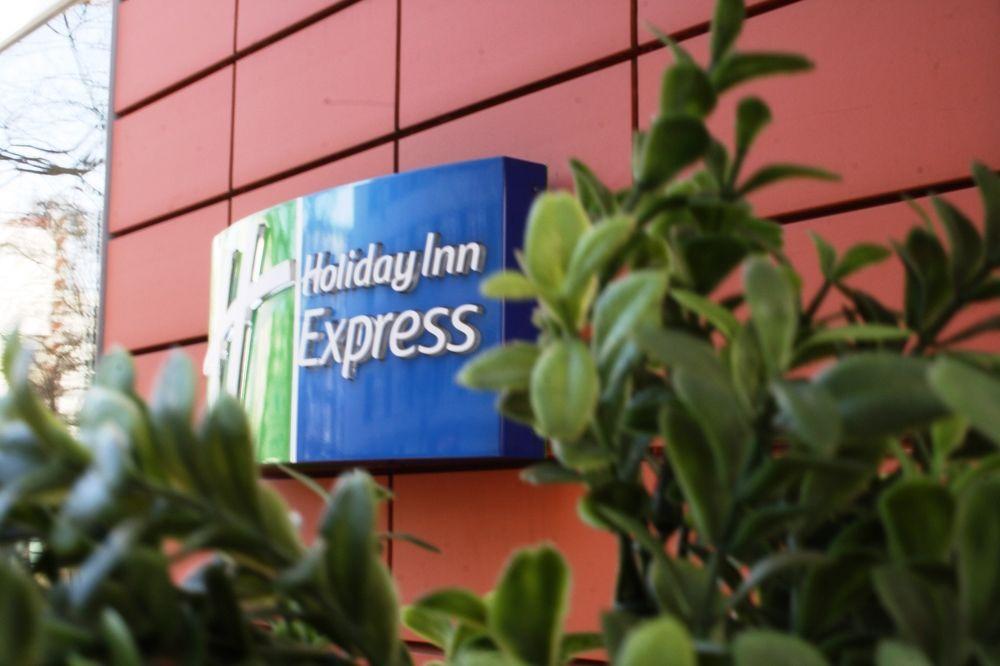 Express Centre West Hotel 3*