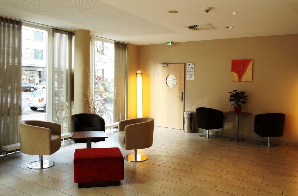 Express Centre West 3*