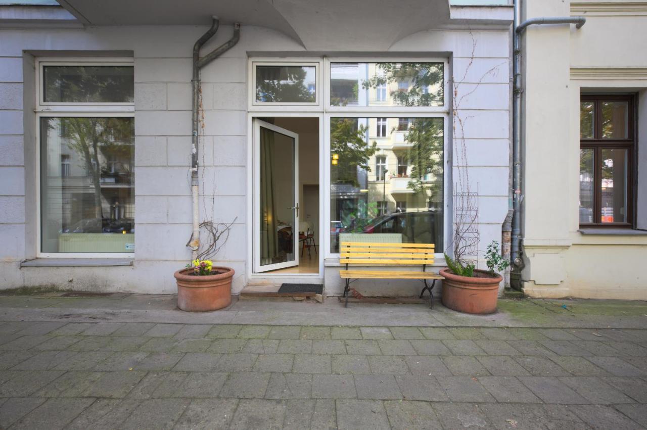 Altbauwohnung Mit 3 Bädern *