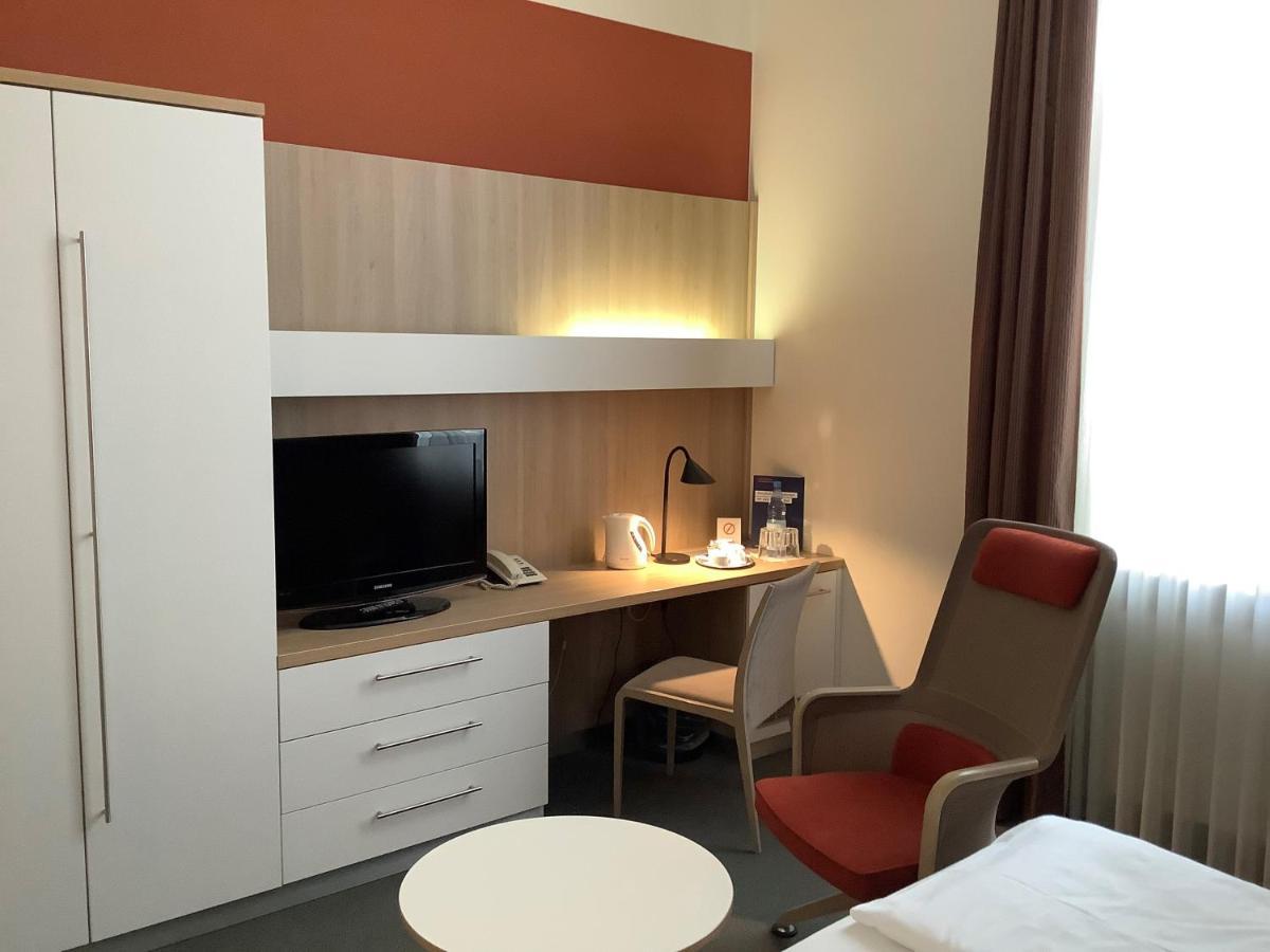 Gaestehaus Am Ukb Hotell
