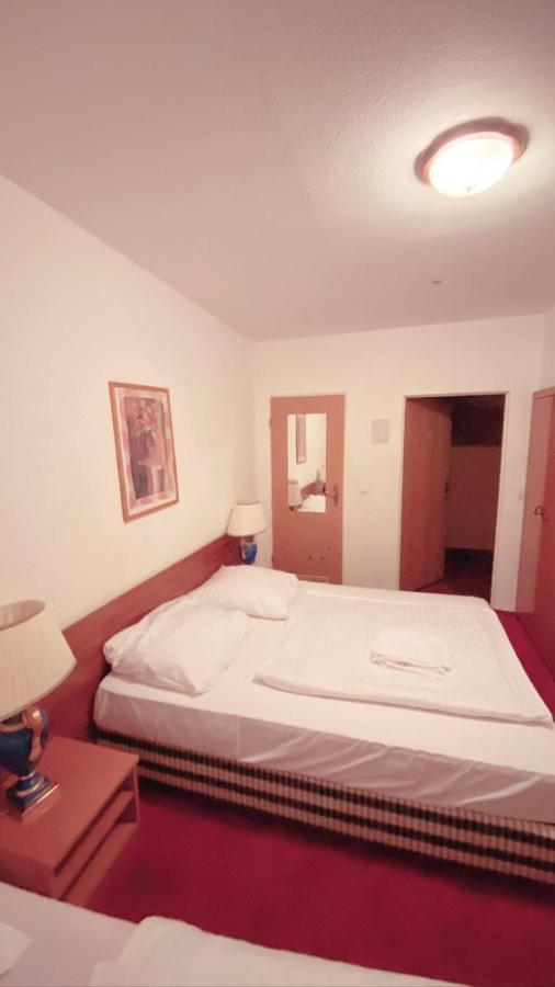 Märkischer Hof Hotel 3*
