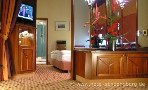 Schöneberg Hotel 3*