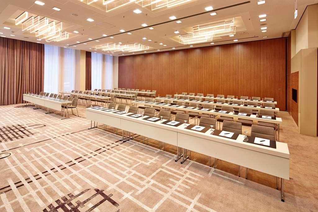 Steigenberger Am Kanzleramt 5*