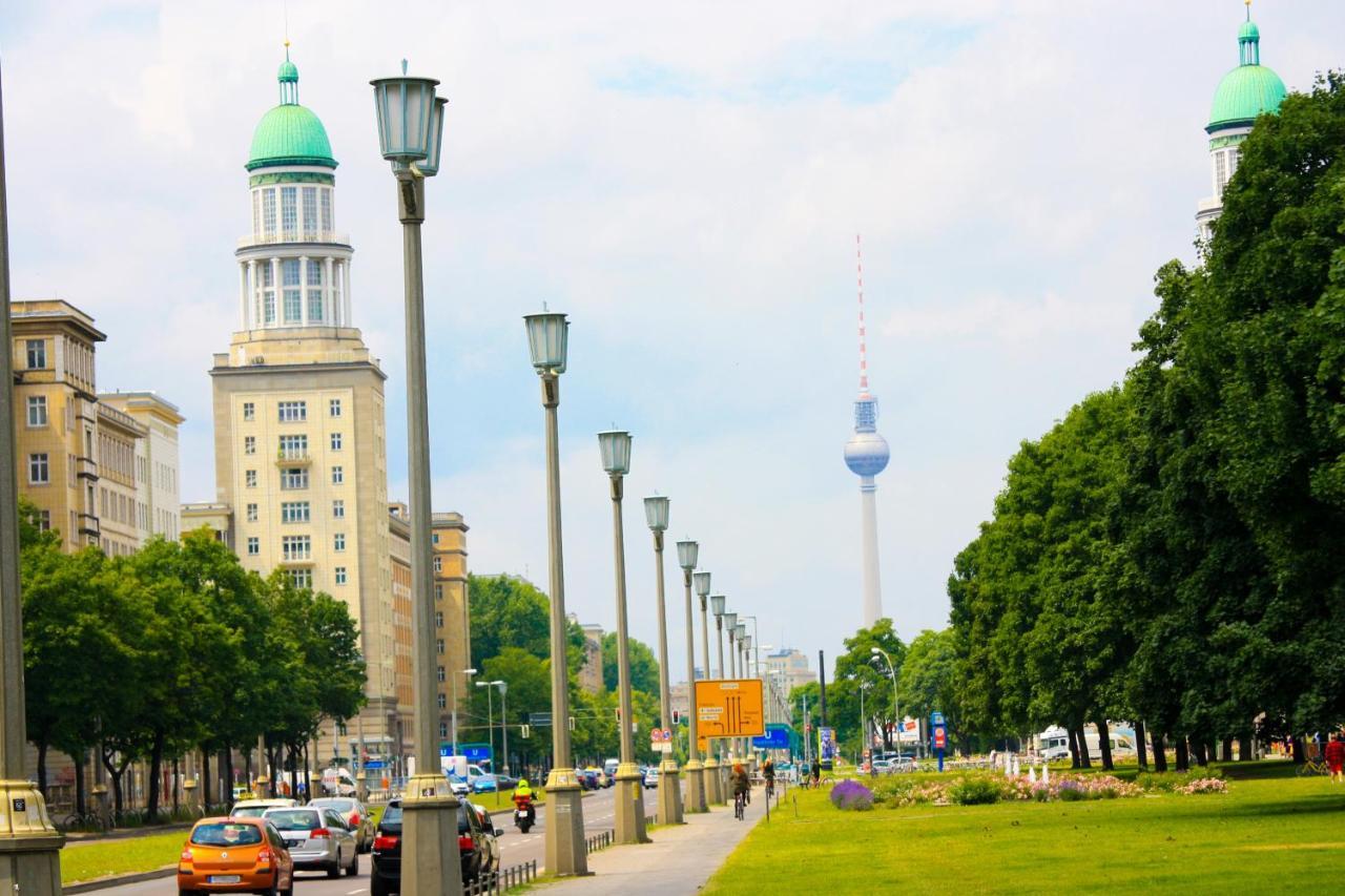 Ruhige Ferienwohnung Zentrum - Friedrichshain Lägenhet Berlin