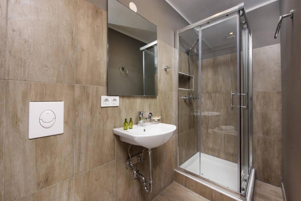 Gæstehus Hotelroom In N6 Prenzlauer Berg Berlin