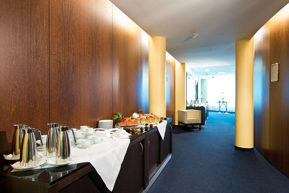 Adrema Hotell 4*